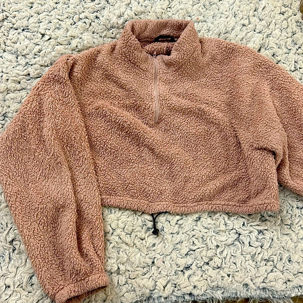 Crop sweatshirt